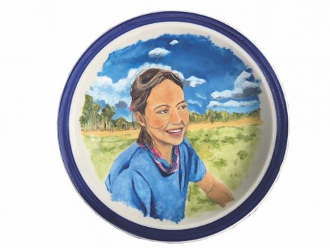 Suzanne Breeze, “Plate 1”, 2020, Oil on ceramic plate, 18.5 x 18.5 cms