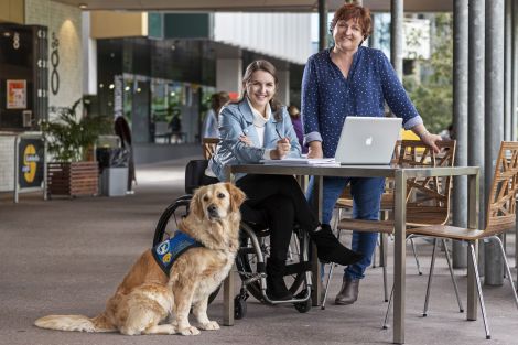 Student with support animal