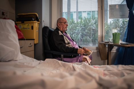 Celina Rigby, Endlessly Waiting, 2020, Archival Ink on Photo Rag Matte, 297mm x 420mm