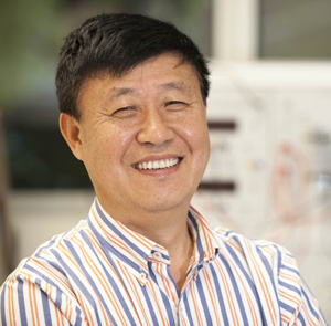 portrait of Professor Huijun Zhao